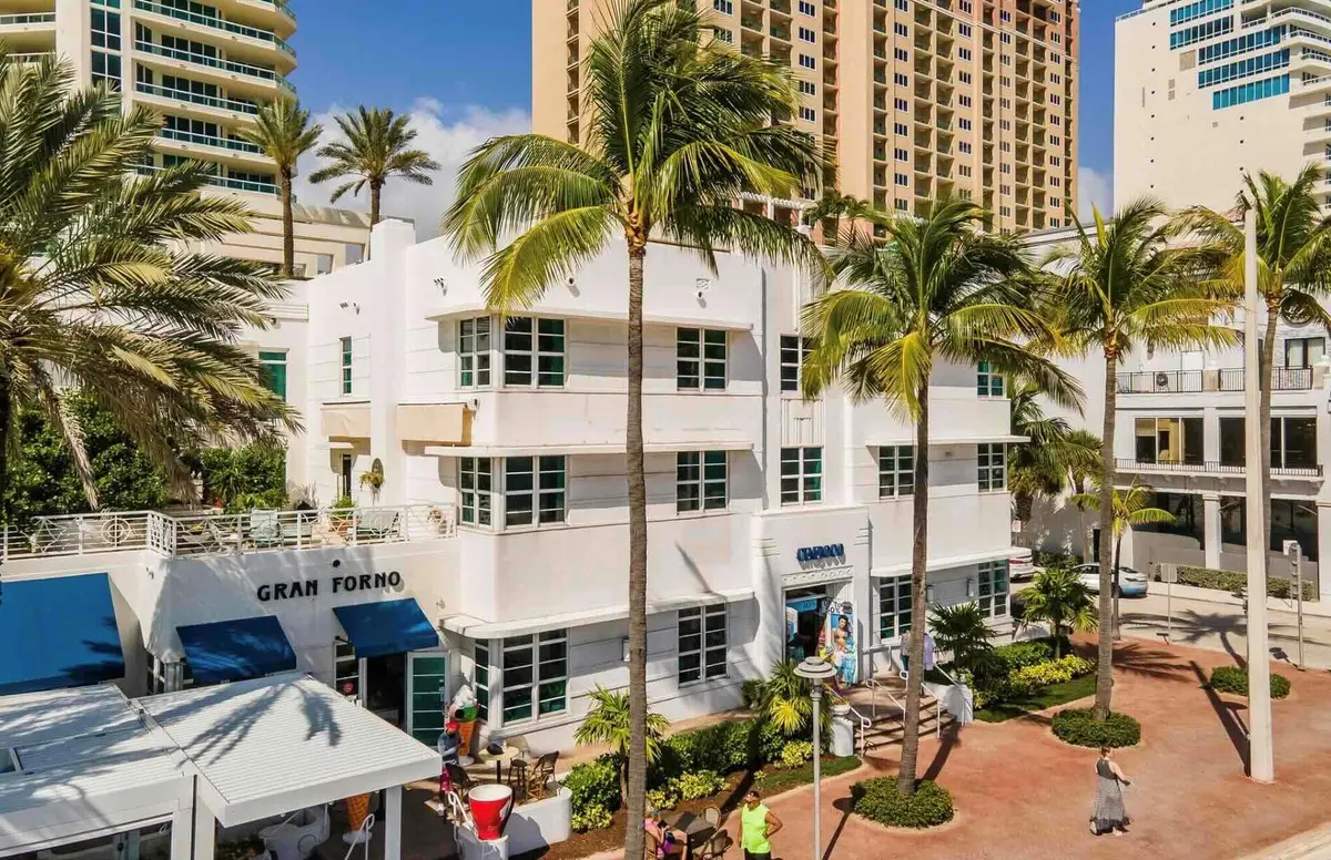 Photo 4 at 101 S Fort Lauderdale Beach Boulevard 1706, Fort Lauderdale