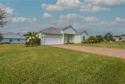 6555 Barbados Court 0, Vero Beach – Single Family Residence for rent
