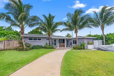 14 NE 26th Court, Wilton Manors – Single Family Residence for sale