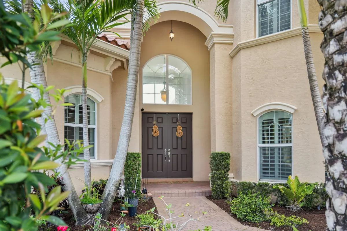 Front exterior at 7727 Maywood Crest Drive, Palm Beach Gardens
