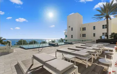 101 S Fort Lauderdale Beach Boulevard 1706, Fort Lauderdale – Condominium for sale