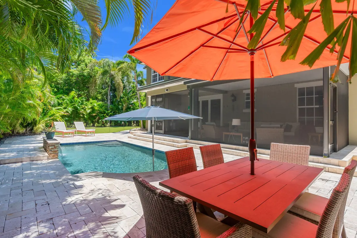 54-web-or-mls-633 NE 20th St, Wilton Man at 633 NE 20th Street, Wilton Manors