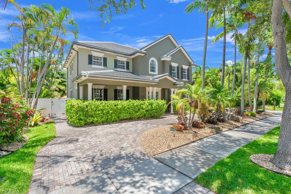 3-web-or-mls-633 NE 20th St, Wilton Mano at 633 NE 20th Street, Wilton Manors
