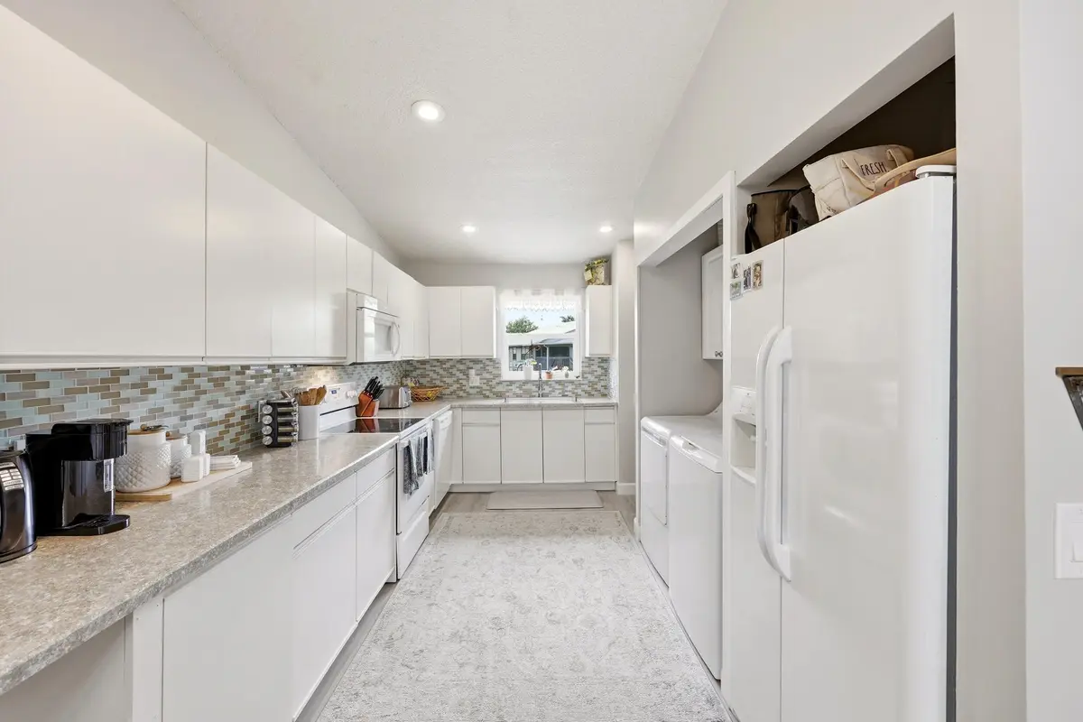 Kitchen at 8227 SE Croft Circle K-7, Hobe Sound