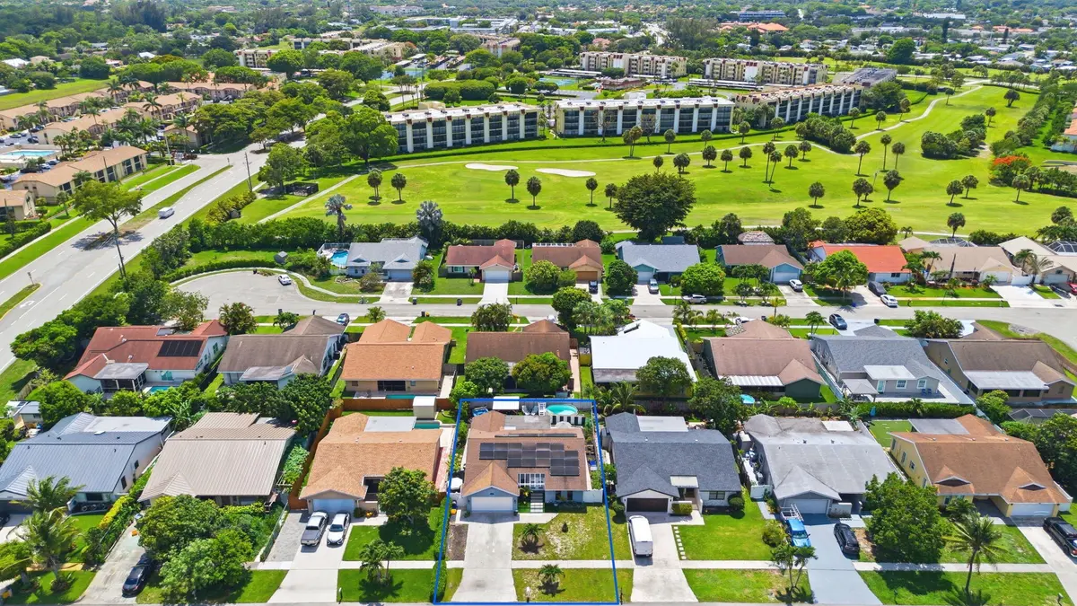 4-web-or-mls-425be4ea-16d2-48b3-b3a0-fa9 at 23287 SW 60th Avenue, Boca Raton