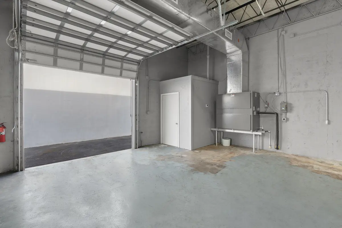 17-web-or-mls-270 SW 33rd St, Fort Laude at 270 SW 33rd Street, Fort Lauderdale