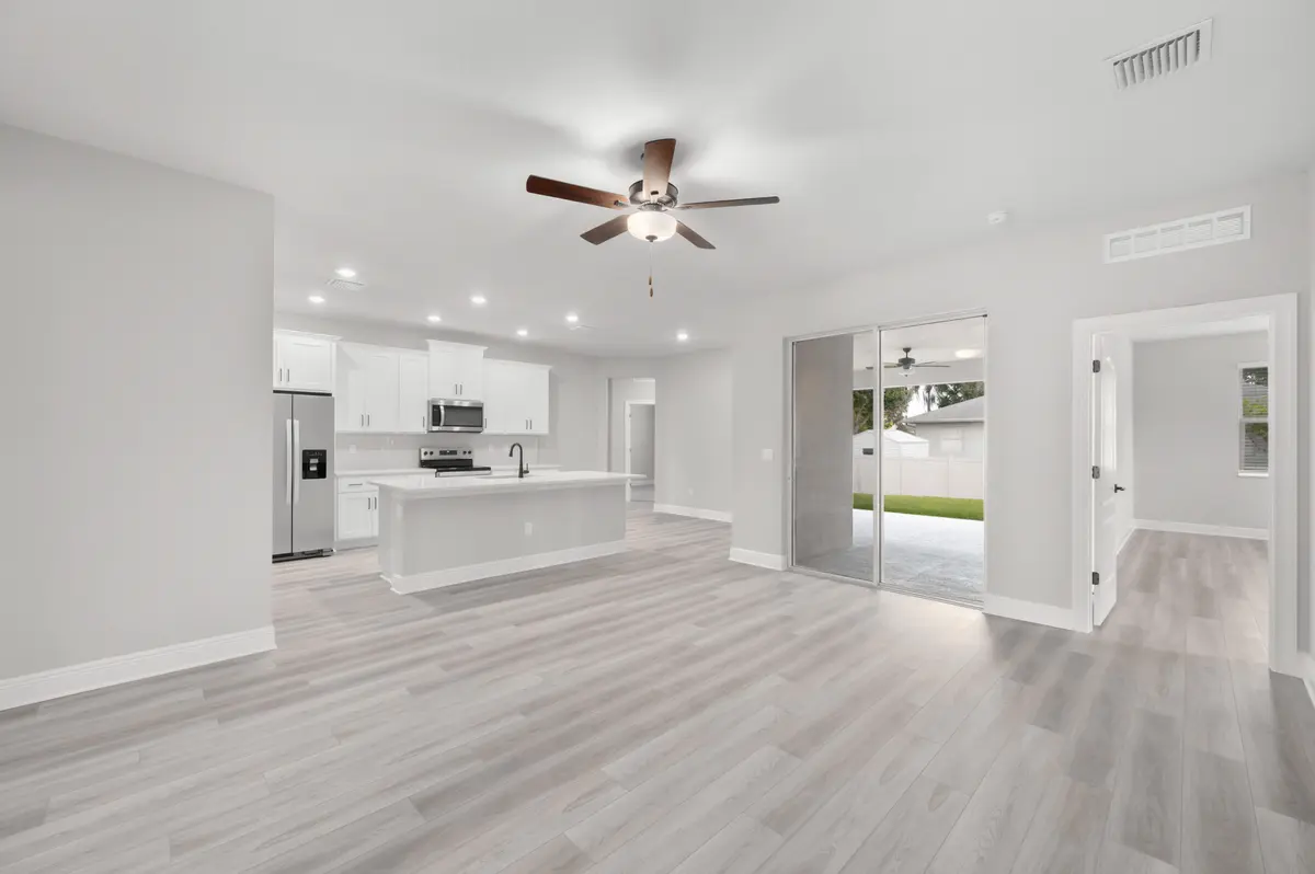 Greenfield_L_00-9 at 9345 101st Avenue, Vero Beach