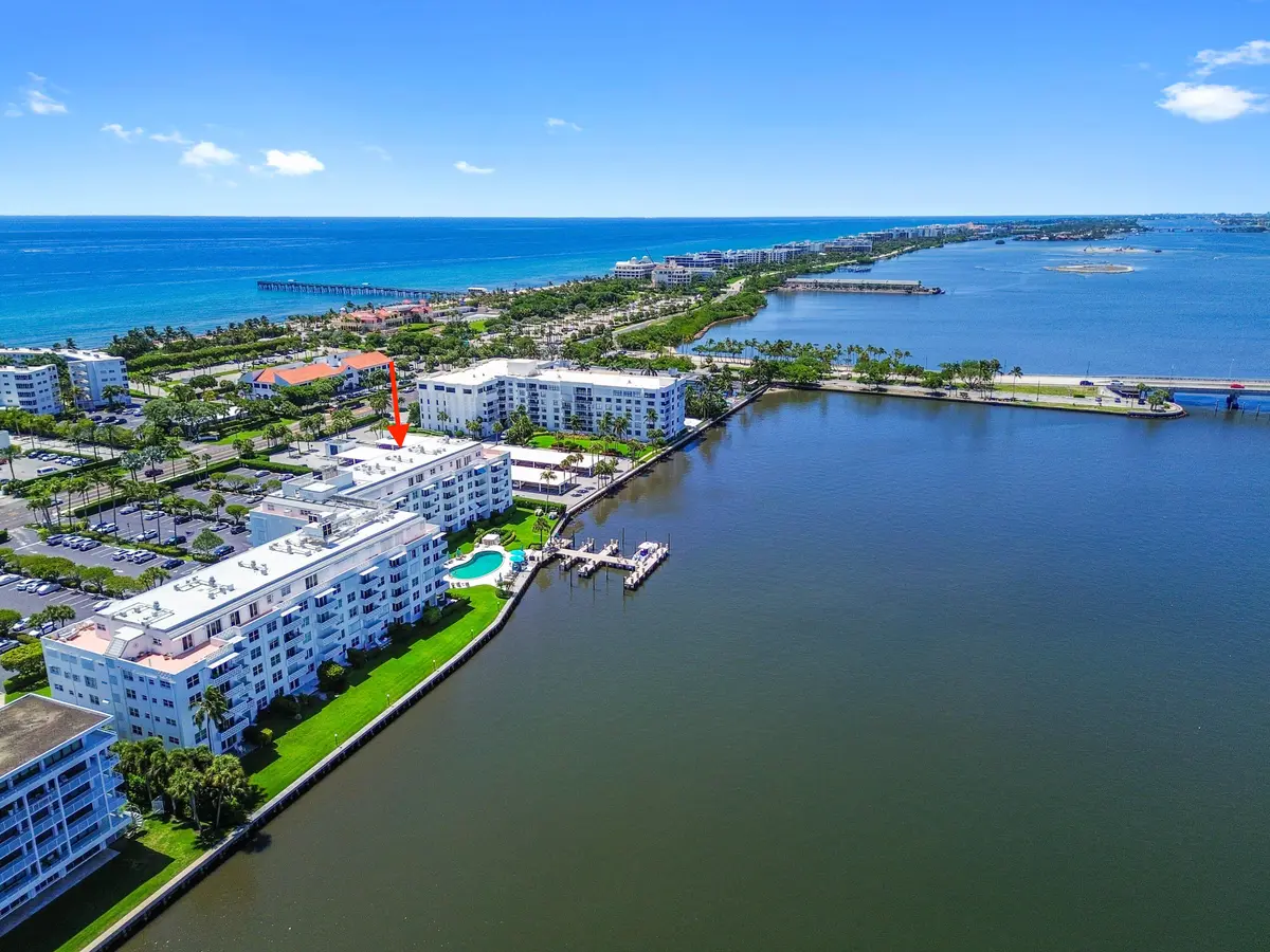 36 drone 12a at 2840 S Ocean Boulevard 109, Palm Beach
