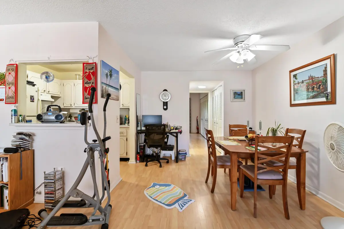 09 dining area 01 at 75 Camden Drive C, West Palm Beach