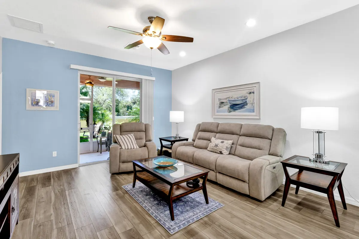 Spacious Living Area at 6375 Oxford 103c, Vero Beach