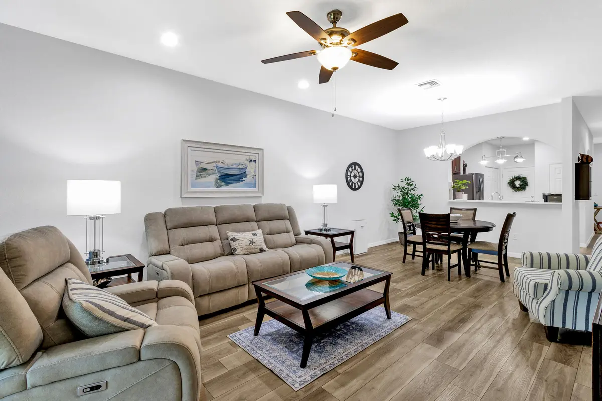 Large Living Room at 6375 Oxford 103c, Vero Beach