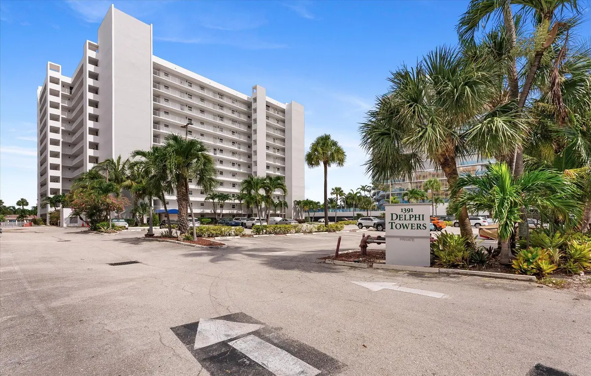 01-1 at 1391 S Ocean Boulevard 206, Pompano Beach