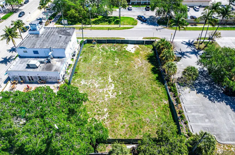 Prime Air 1 at 10 SW 4th Avenue, Delray Beach