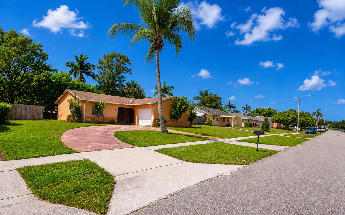 casa-5 at 10304 Pippin Lane, Royal Palm Beach