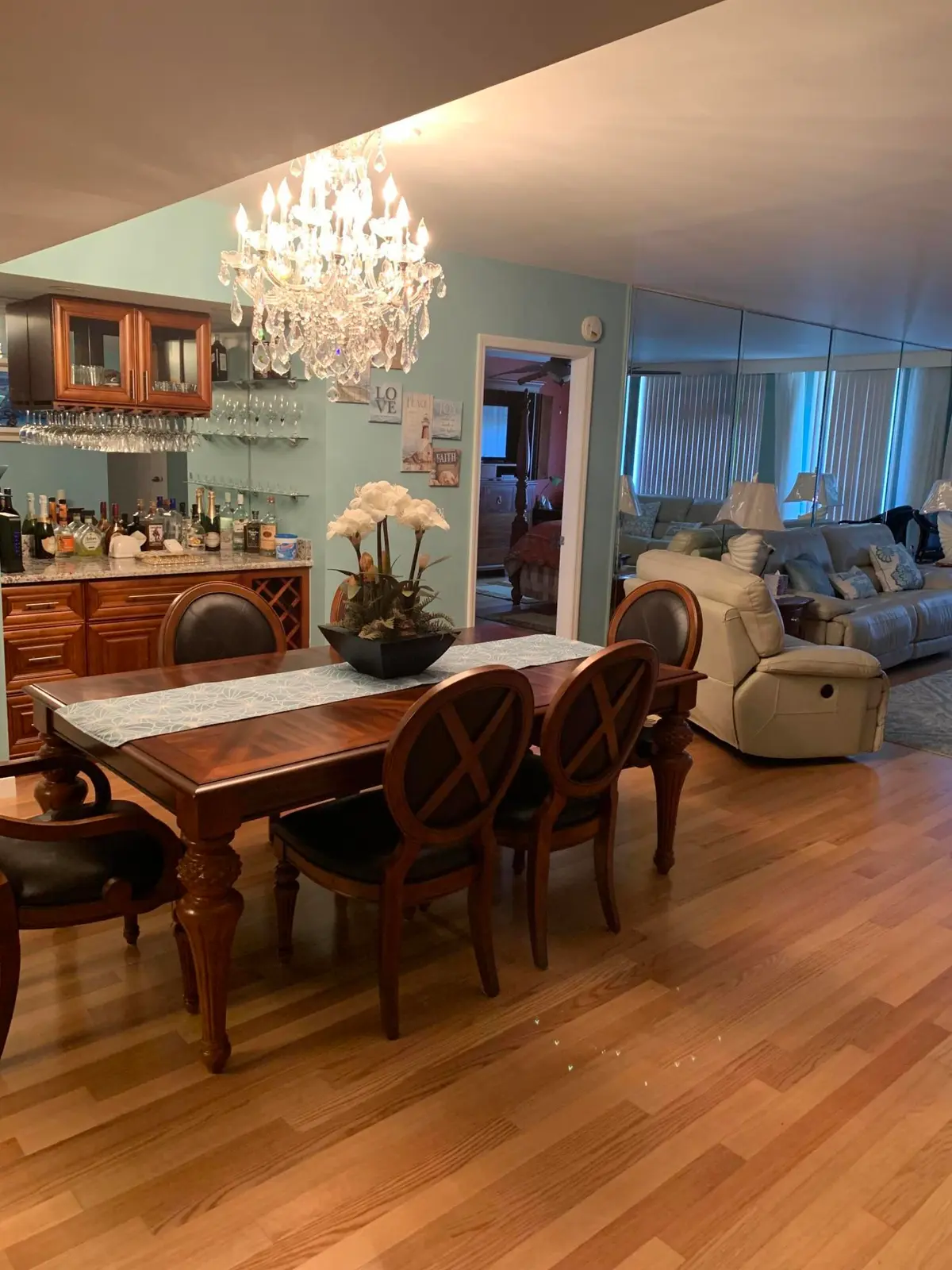 dining room at 3450 S Ocean Boulevard Boulevard 701, Palm Beach