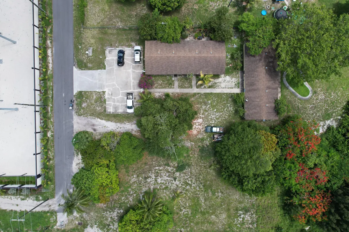 dji_fly_20260610_141258_485_178111643529 at 4537 Coconut Road, Lake Worth