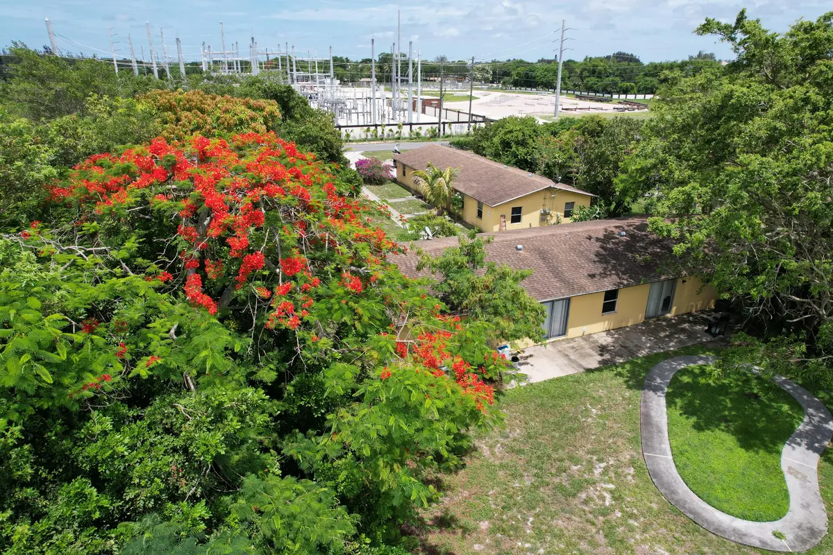 dji_fly_20260610_141816_496_178111641005 at 4537 Coconut Road, Lake Worth