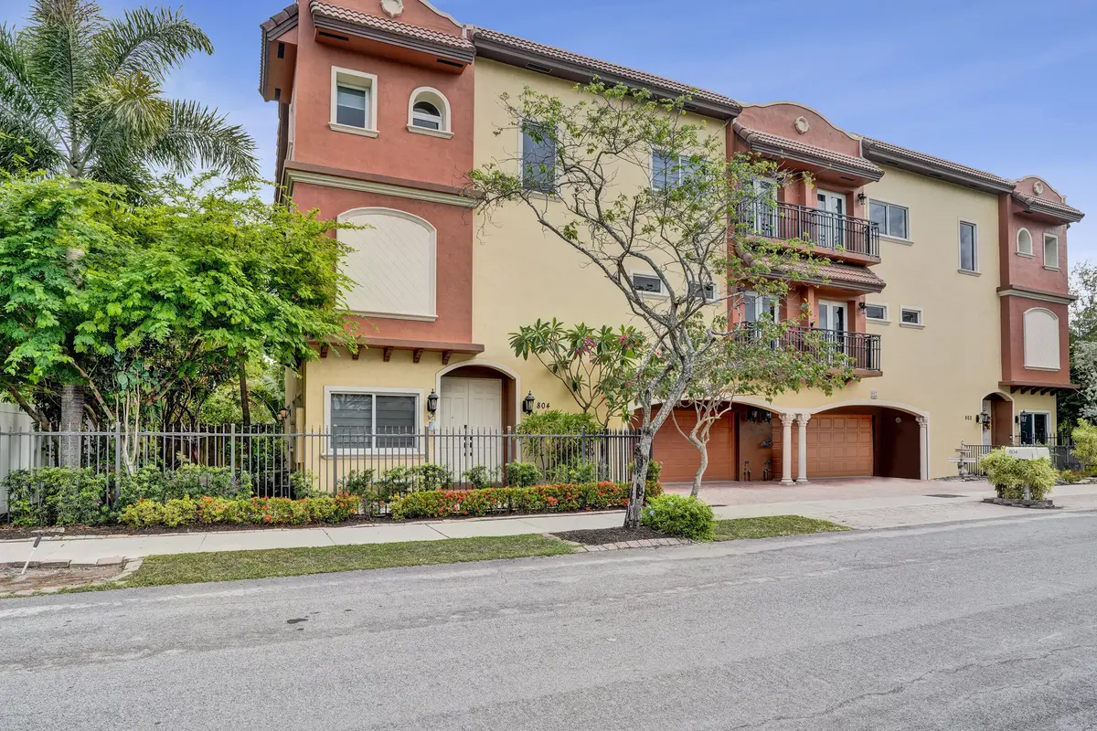 DSC00418 at 804 NE 7th Street, Fort Lauderdale