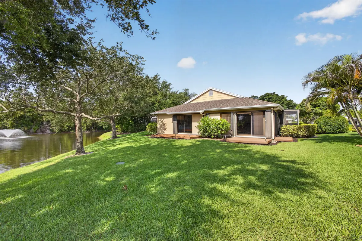 59-web-or-mls-5D1A5581 at 6057 Brandon Street, Palm Beach Gardens