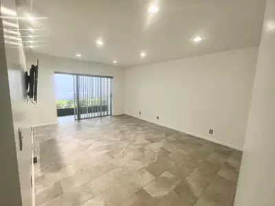 2201 NE 66th Street 1306, Fort Lauderdale – sold