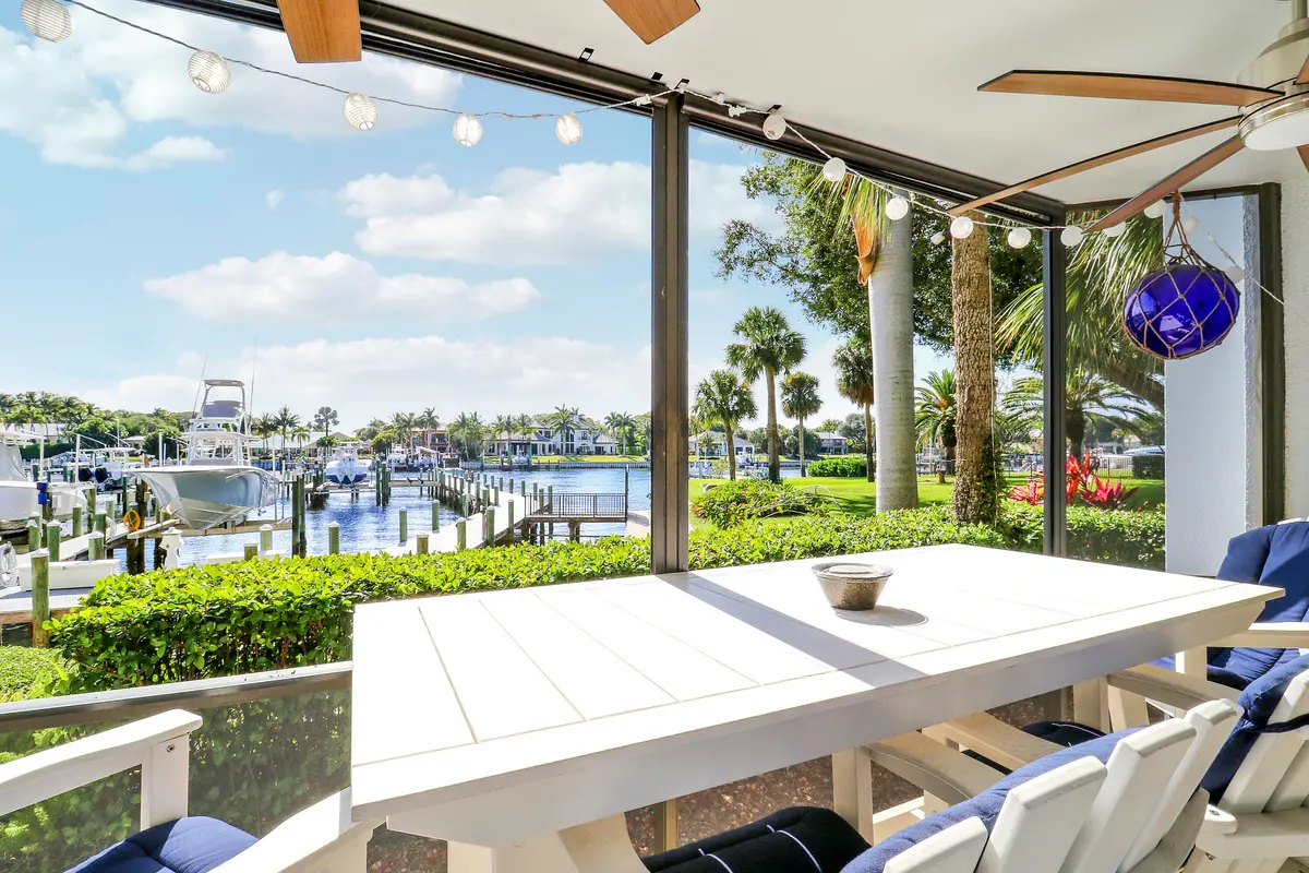 House1-41 at 515 Bay Colony Drive, Juno Beach