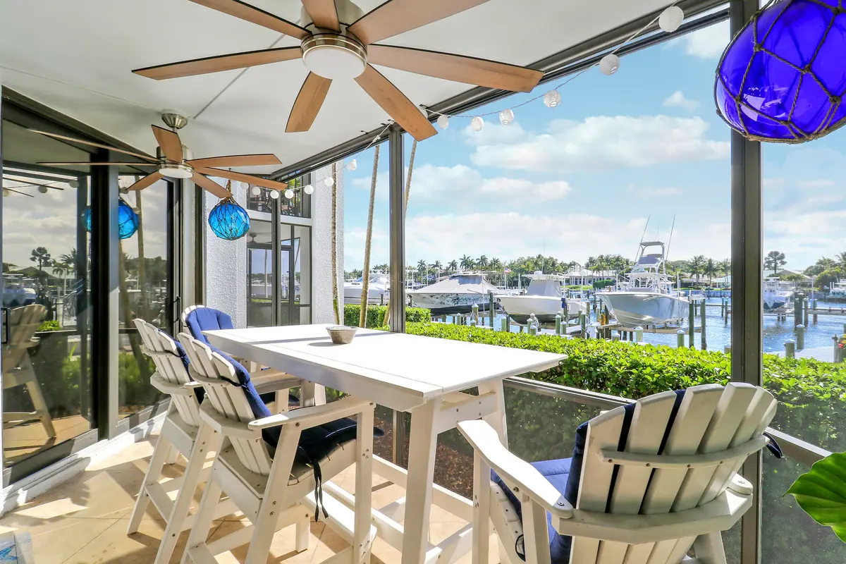 House1-42 at 515 Bay Colony Drive, Juno Beach