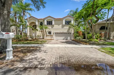 2641 Regalia Way, Cooper City – leased