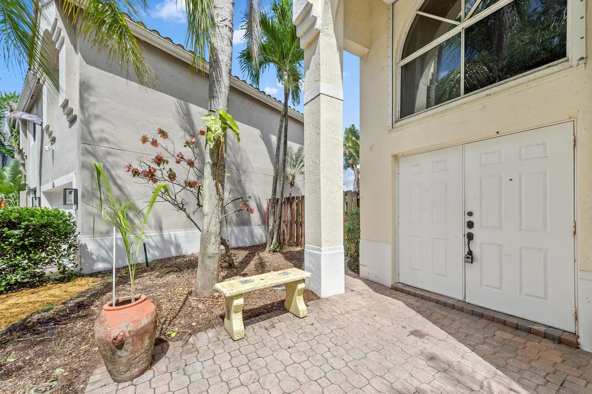 02__dsc9191 at 2641 Regalia Way, Cooper City