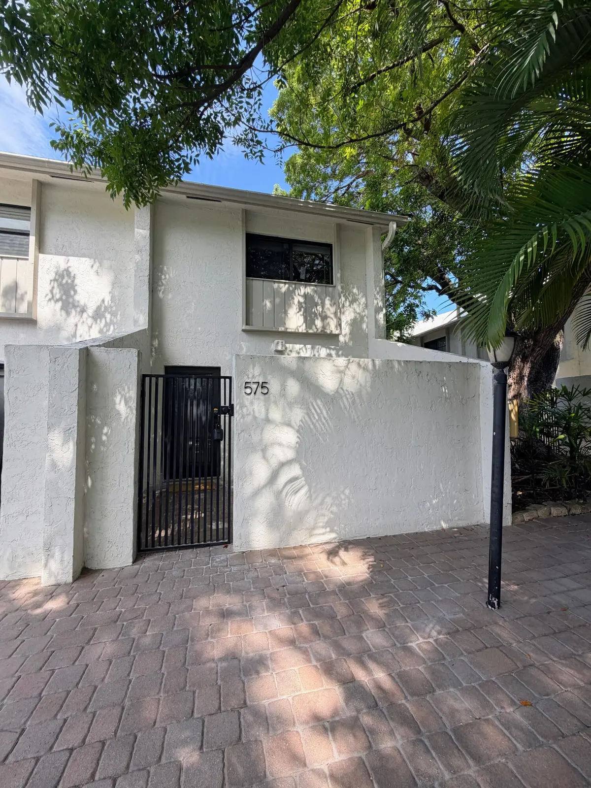 IMG_9048 at 575 NE 7th Avenue 4b, Fort Lauderdale