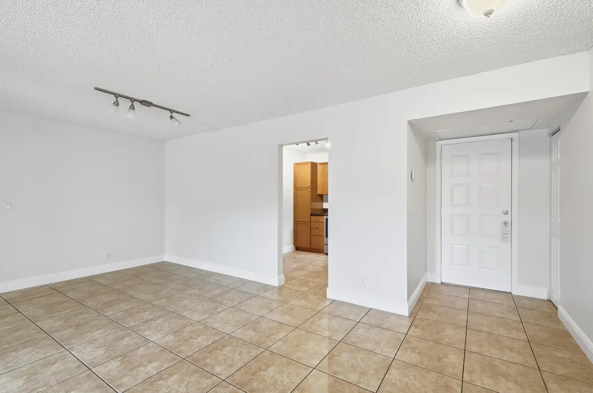 07_dsc05654 at 2486 NW 49th Terrace 762, Coconut Creek