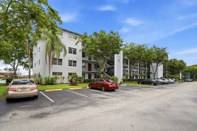 1401 SW 134th Way 410c, Pembroke Pines – sold