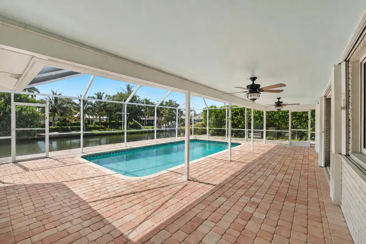 Patio at 4020 NE 24th Avenue, Lighthouse Point