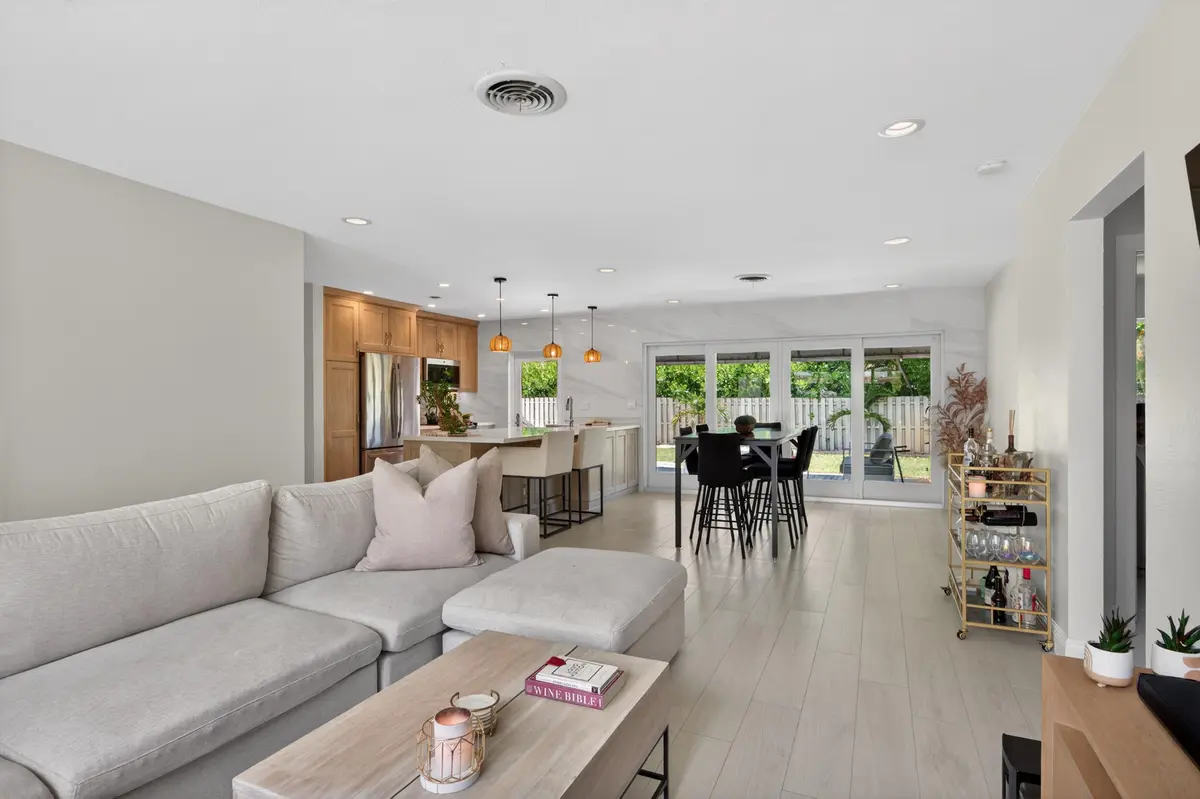 4800-36 at 4800 NE 15th Terrace, Oakland Park