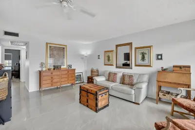 4024 Guildford 4024, Boca Raton – sold