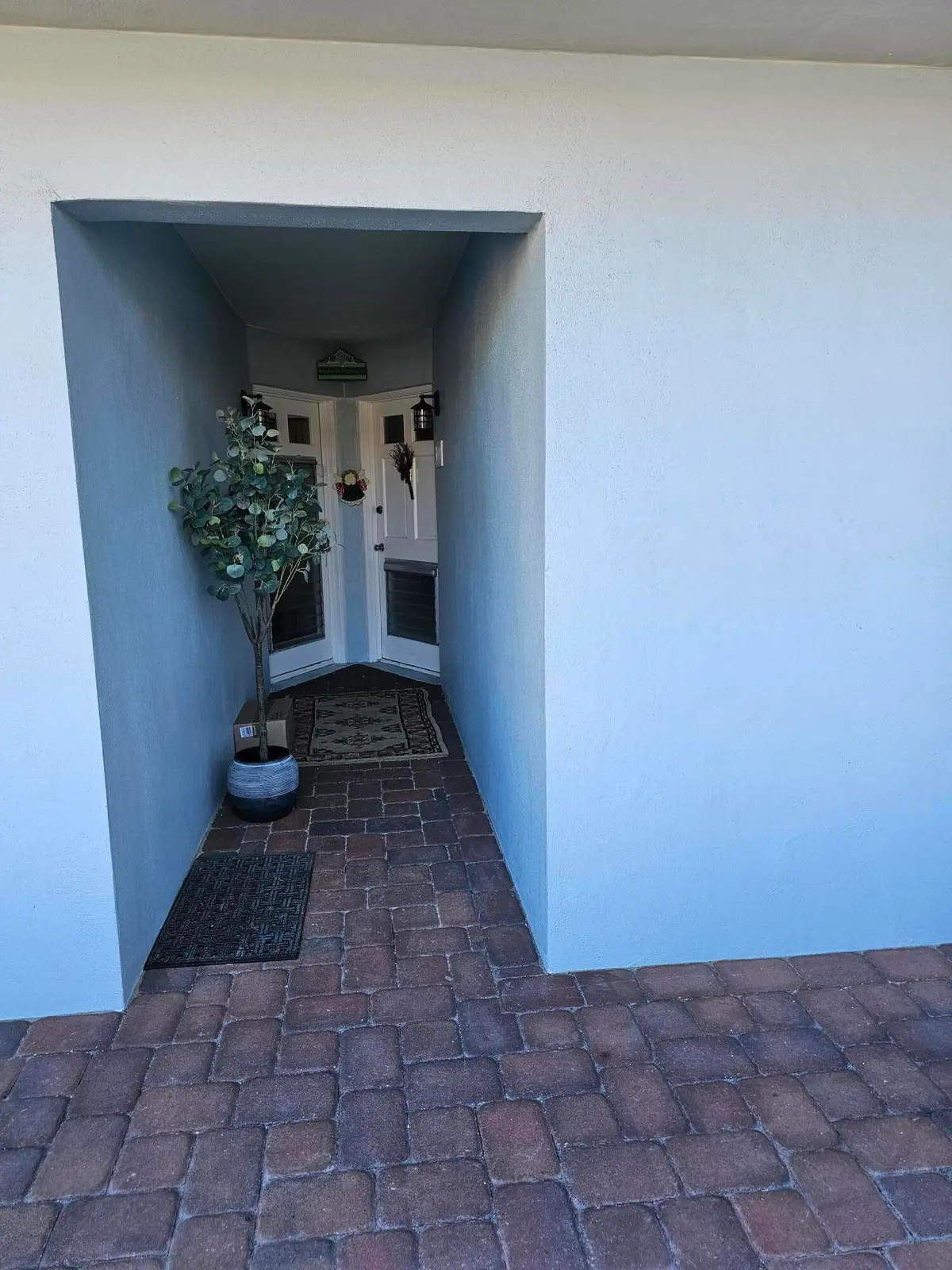 Front Entrance at 120 Lehane Terrace 109, North Palm Beach