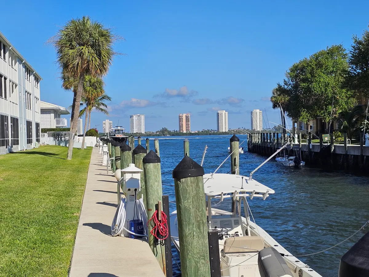 Water view at 120 Lehane Terrace 109, North Palm Beach