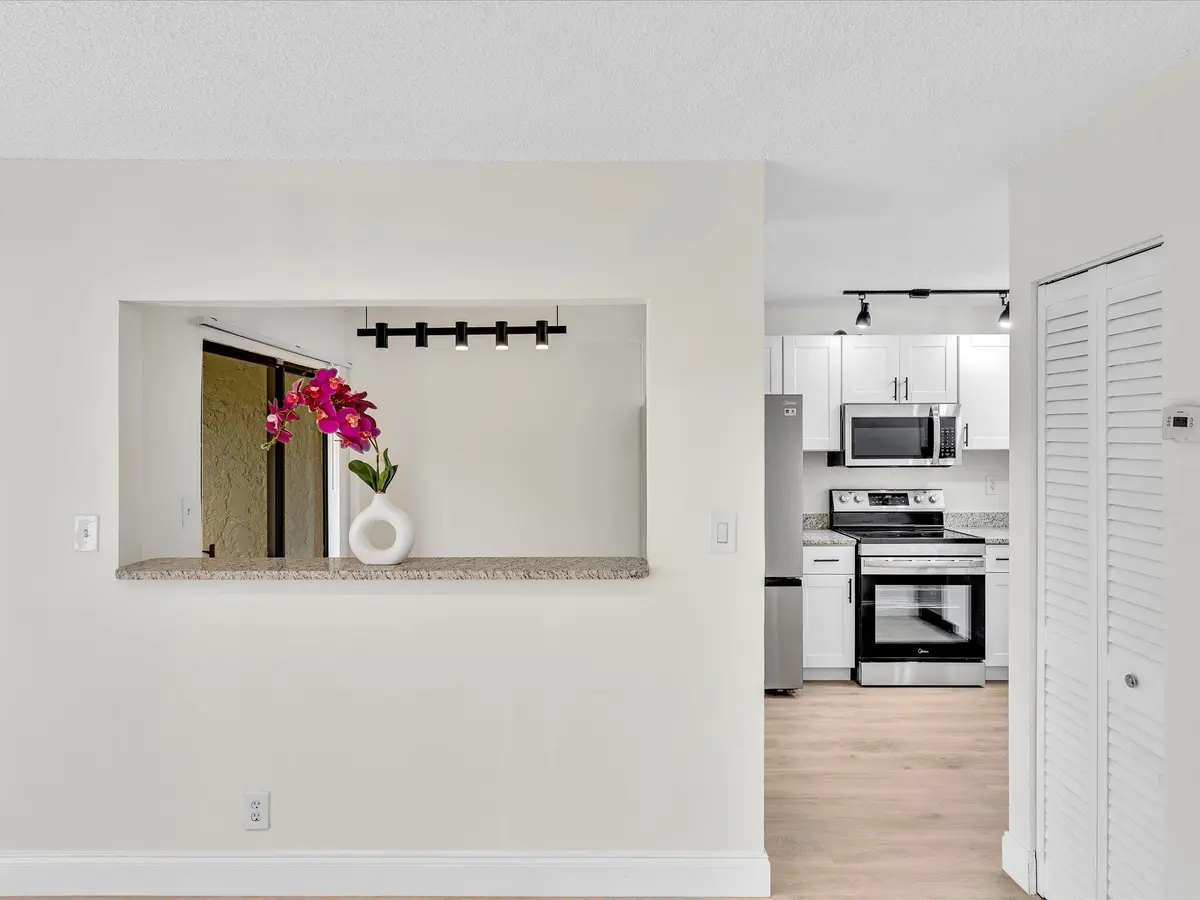17-FPP00521 at 9001 W Sunrise Boulevard, Plantation