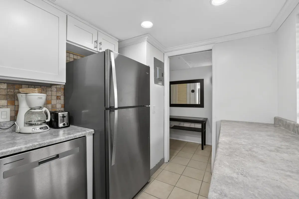 6-web-or-mls-8I8A2139 at 3150 N Palm Aire Drive 108, Pompano Beach