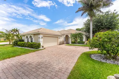 4717 NW Winter Oak Court, Jensen Beach – sold