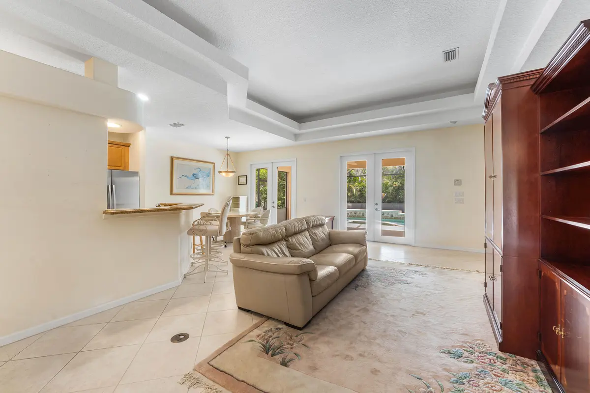 017-4717NorthwestWinterOakCourt-JensenBe at 4717 NW Winter Oak Court, Jensen Beach