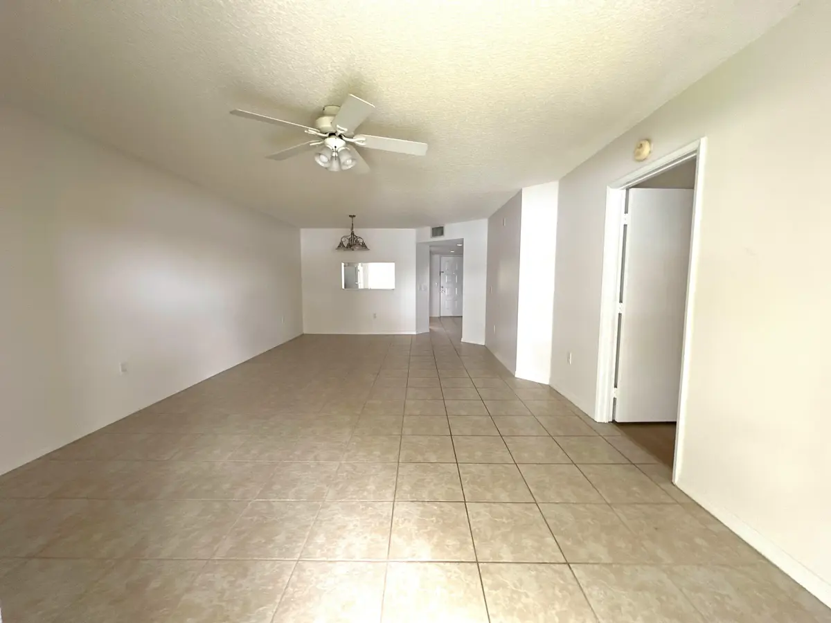 IMG_6558 at 1400 SW 137 Avenue 107f, Pembroke Pines