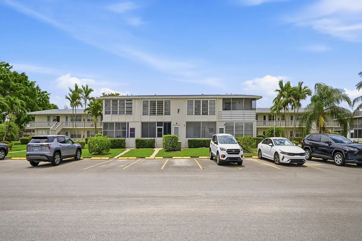 Building at 132  Cambridge F, West Palm Beach