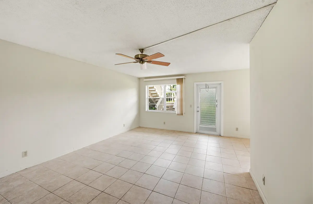 Living at 132  Cambridge F, West Palm Beach