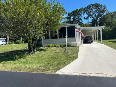 235 Travis Cay Place B-16, Fort Pierce – sold