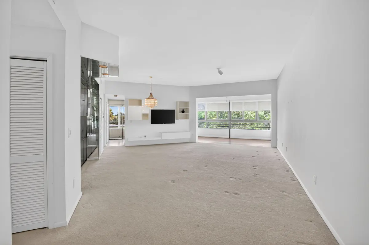 5-web-or-mls-DSC_2394 at 7460 La Paz Boulevard 306, Boca Raton