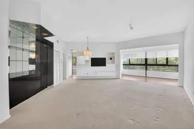 7460 La Paz Boulevard 306, Boca Raton – Condominium for sale