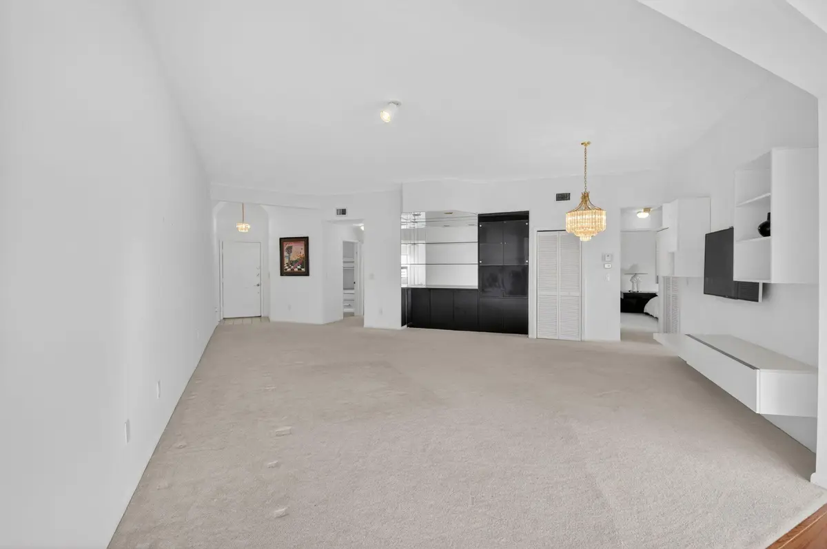 7-web-or-mls-DSC_2407 at 7460 La Paz Boulevard 306, Boca Raton