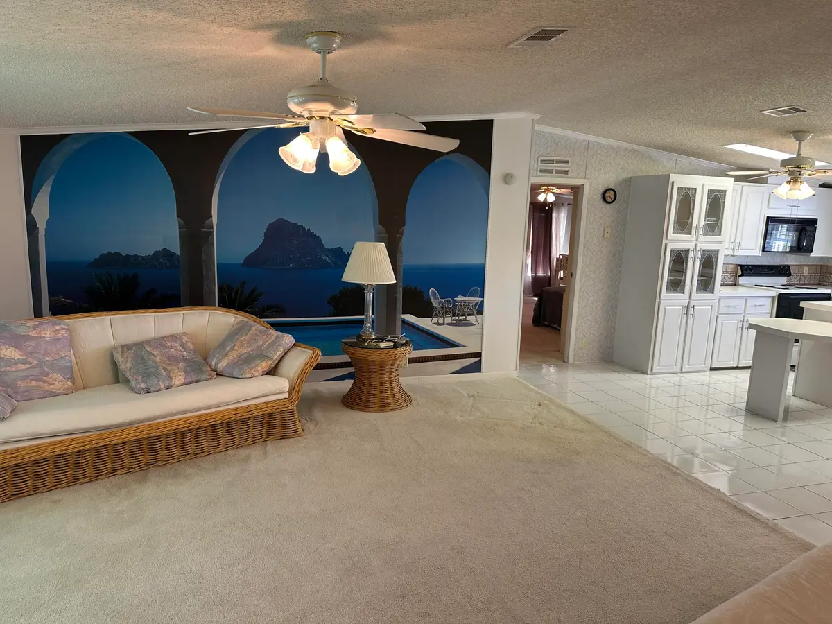 IMG_9010 at 555 Tropical Isles Circle, Fort Pierce