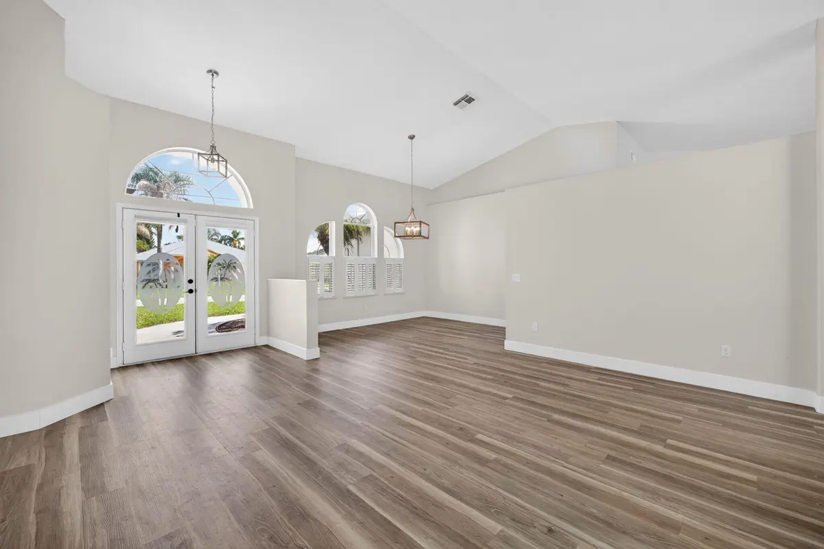 4-web-or-mls-3A5A9207 at 6122 NW Daroco Terrace, Port St. Lucie