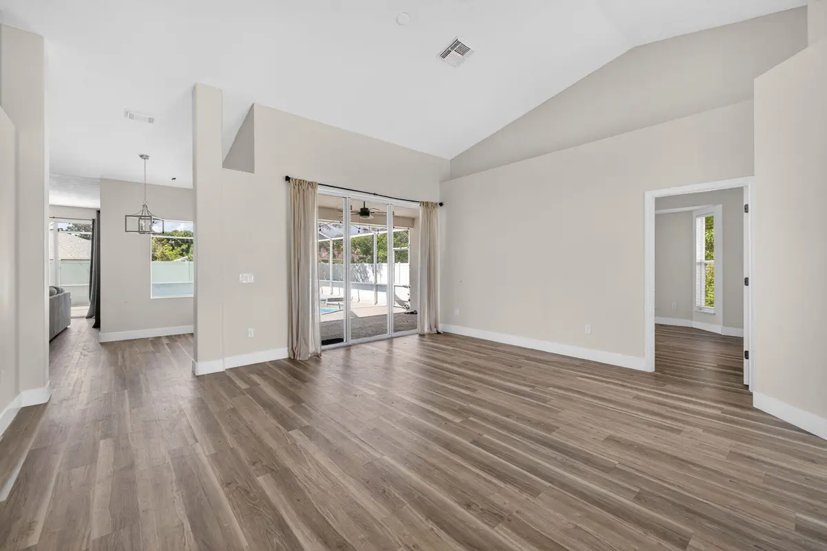 6-web-or-mls-3A5A9217 at 6122 NW Daroco Terrace, Port St. Lucie